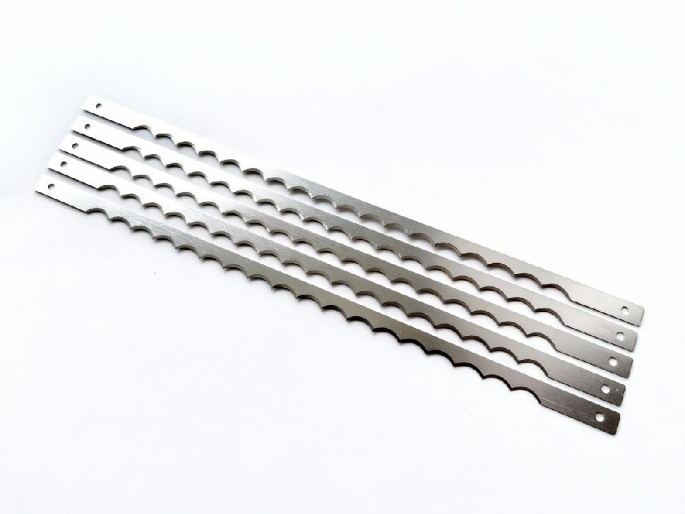 Factory-Direct Stainless Steel Bread Cutting Knife - Food-Grade Blade for Bakery Machinery